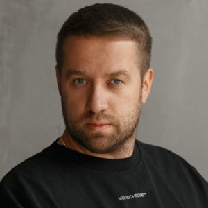 Специалист Максим Ефимов